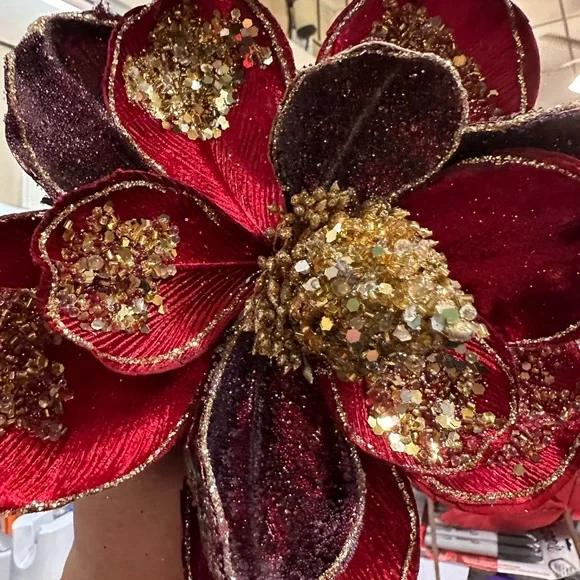 Glam Burgundy/Plum Magnolias with Gold Pack of 3 - Picture 4 of 4